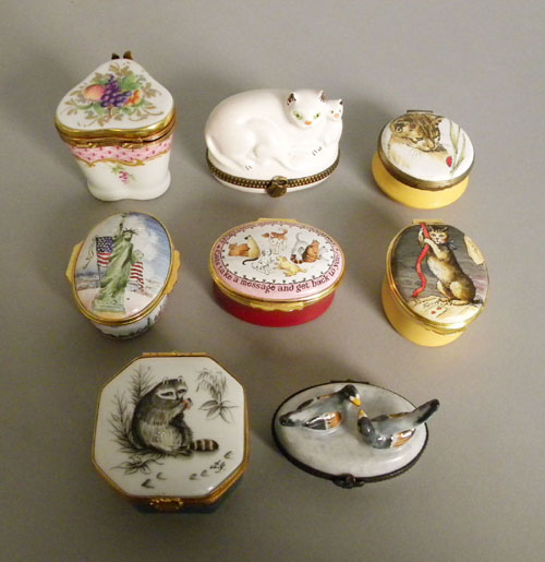 Appraisal: Eight porcelain and enamel boxes th c tallest - h