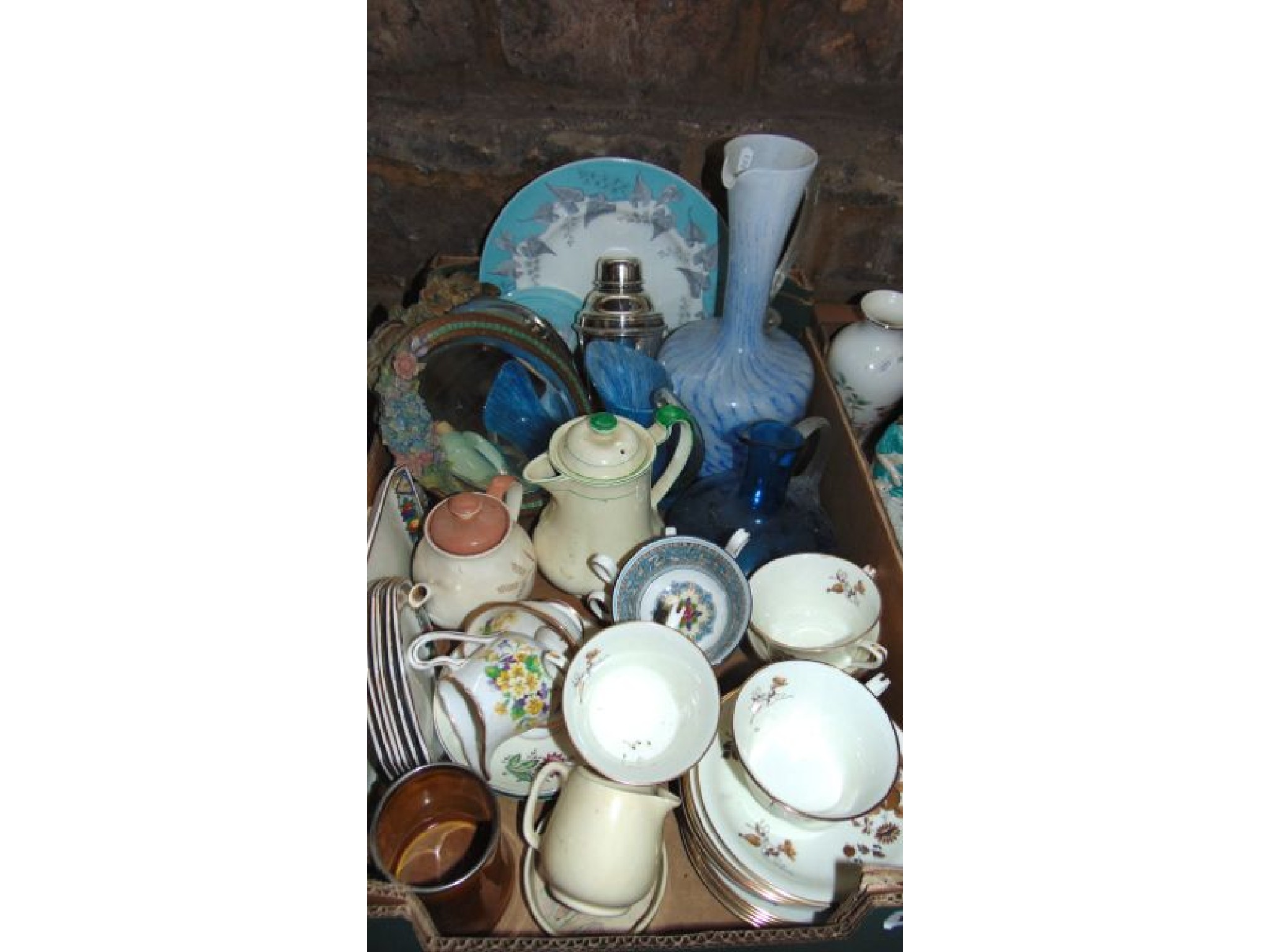 Appraisal: A collection of ceramics and glassware including Royal Worcester tea