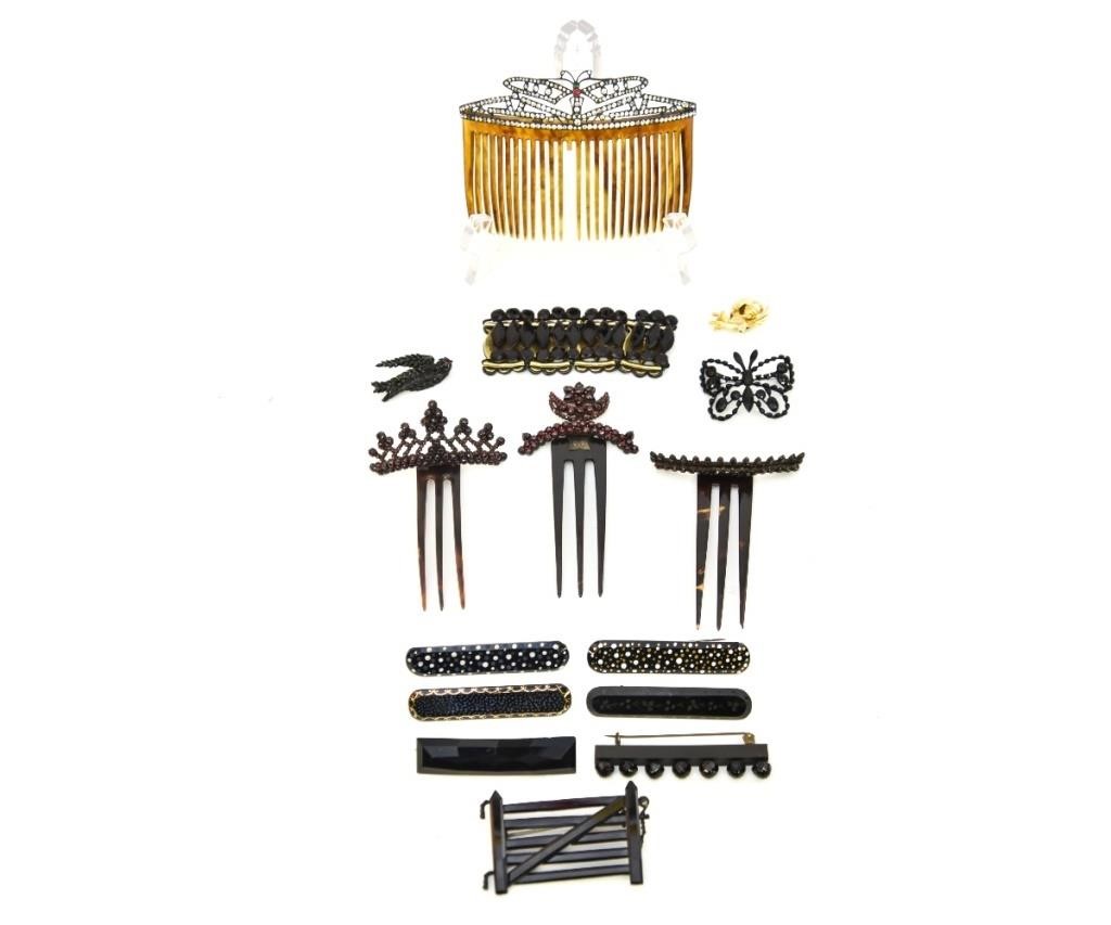 Appraisal: Fifteen pieces of Victorian jewelry and hair combs to include