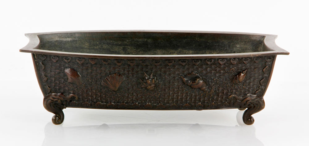 Appraisal: - th C Chinese Bronze Planter th century Chinese planter