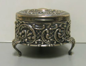 Appraisal: W W LD BIRMINGHAM English silver repousse jewelry box with