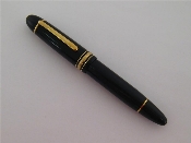 Appraisal: Montblanc A Mont blanc Meisterstuck fountain pen Black resin body