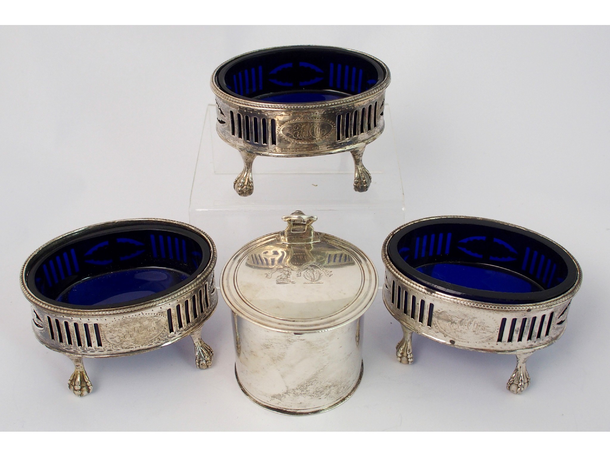 Appraisal: A set of three silver saltsby Robert Kennell London of