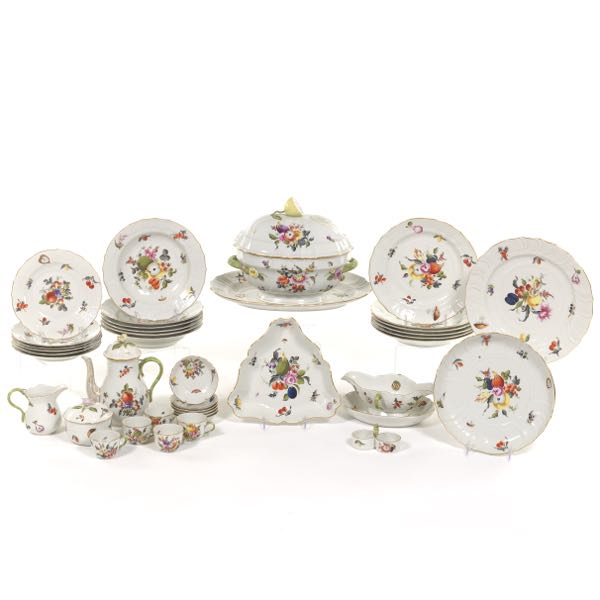 Appraisal: HEREND PORCELAIN SERVICE FRUIT AND FLOWER PATTERN Large porcelain service