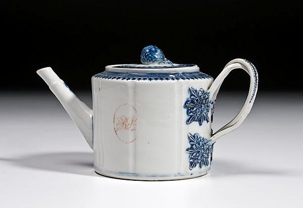 Appraisal: CHINESE EXPORT BLUE AND WHITE TEAPOT th century of straight