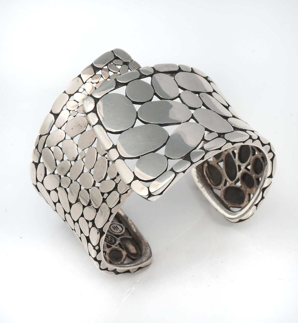 Appraisal: JOHN HARDY STERLING KALI CUFF BRACELET Another bold design from