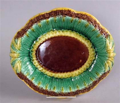 Appraisal: English majolica bread plate attributed to adams bromley Of oval