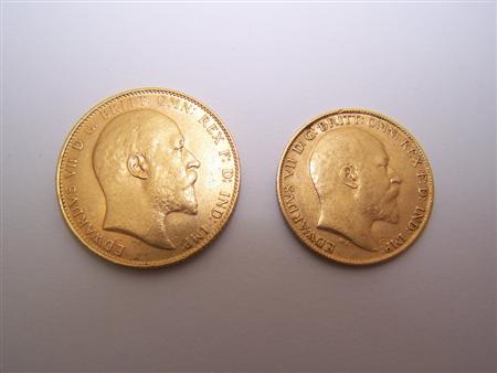 Appraisal: Edward VII sovereign S V together with a half sovereign