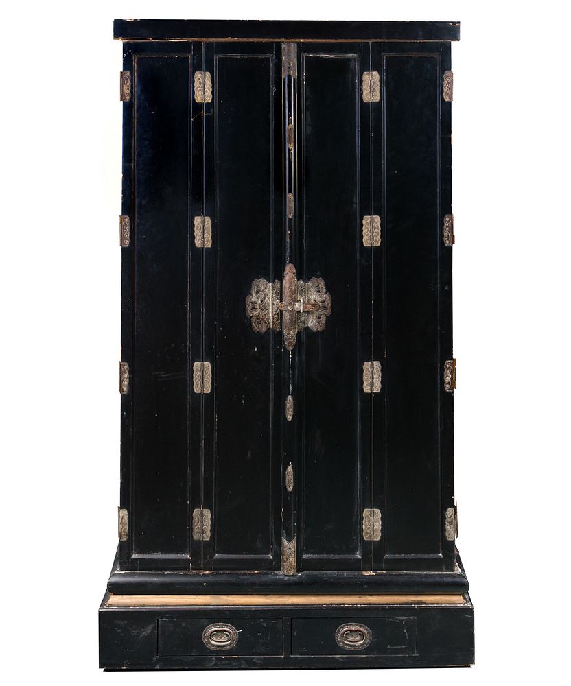 Appraisal: Black Lacquered Gold Gilt Buddha Shrine Alter Black Lacquered Gold