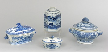 Appraisal: A Group of Four Chinese Porcelain Blue White Containers A