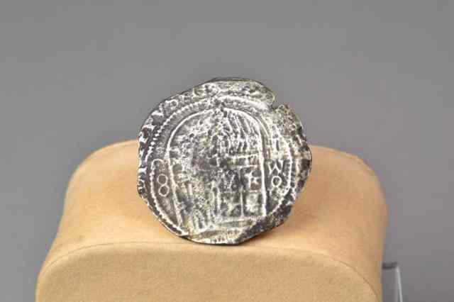 Appraisal: SHIPWRECK MEXICAN REAL COINMexican real coin Philip II recovered from