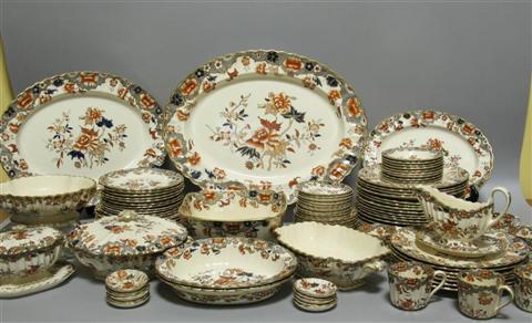 Appraisal: W T COPELAND SONS - STOKE UPON TRENT DINNER SERVICE