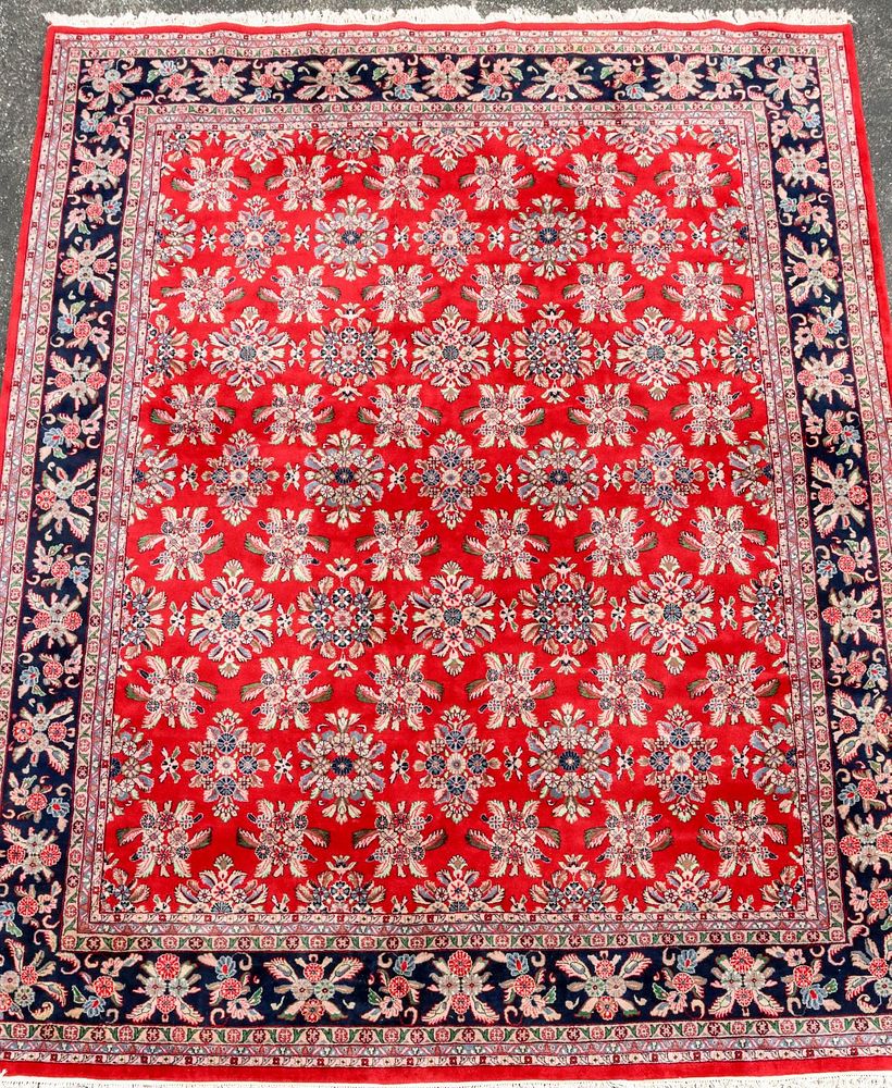 Appraisal: A LATE TH CENTURY HAND MADE ROOM SIZE PERSIAN CARPET