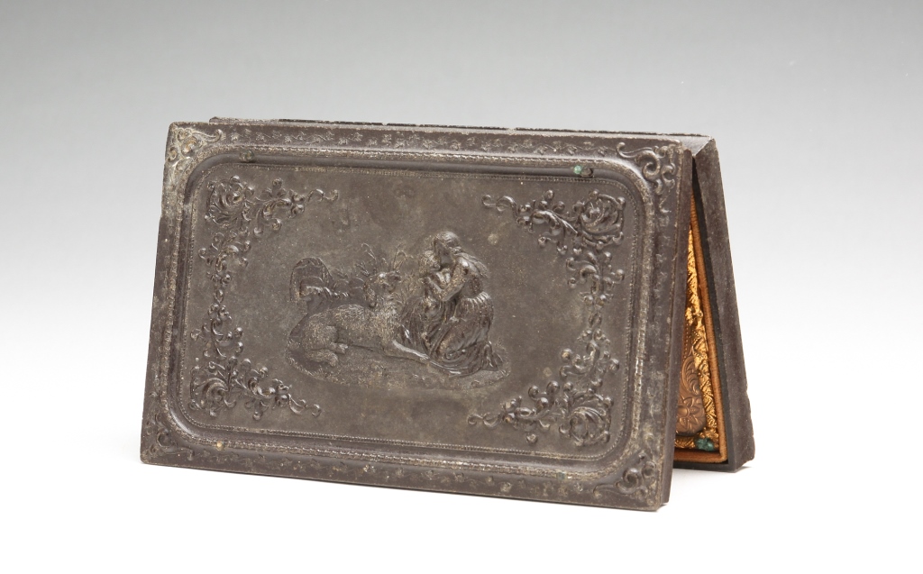 Appraisal: DAGUERREOTYPE CASE Third quarter th century Labeled for Littlefield Parsons