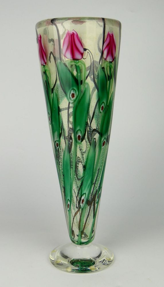 Appraisal: LARGE VANDERMARK GLASS FLORAL VASE LARGE VANDERMARK GLASS FLORAL VASE