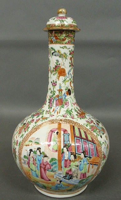 Appraisal: - Large Chinese porcelain Rose Mandarin water bottle c with