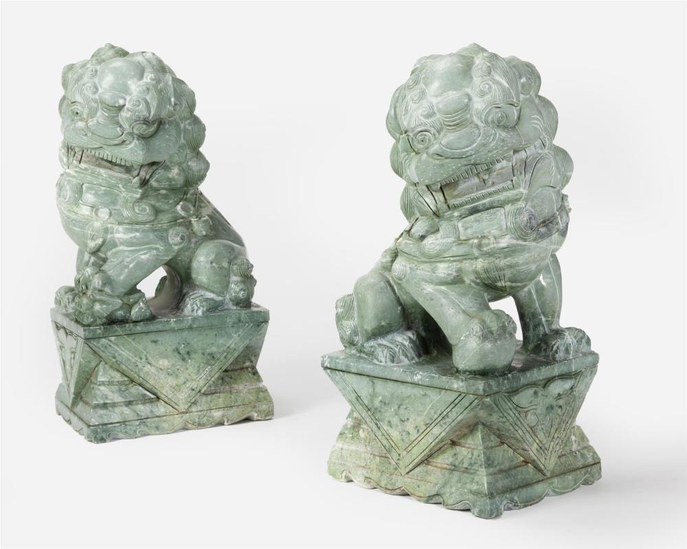 Appraisal: A pair of large Chinese carved stone Shishi guardian lions