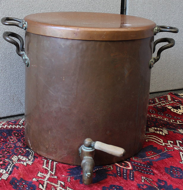 Appraisal: A LARGE ANTIQUE COPPER CYLINDRICAL LIDDED KETTLE with loop handles