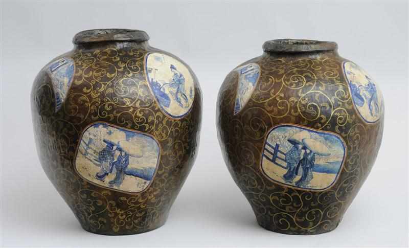 Appraisal: PAIR OF JAPANESE EXPORT PAPIER M CH OVOID VASES Each