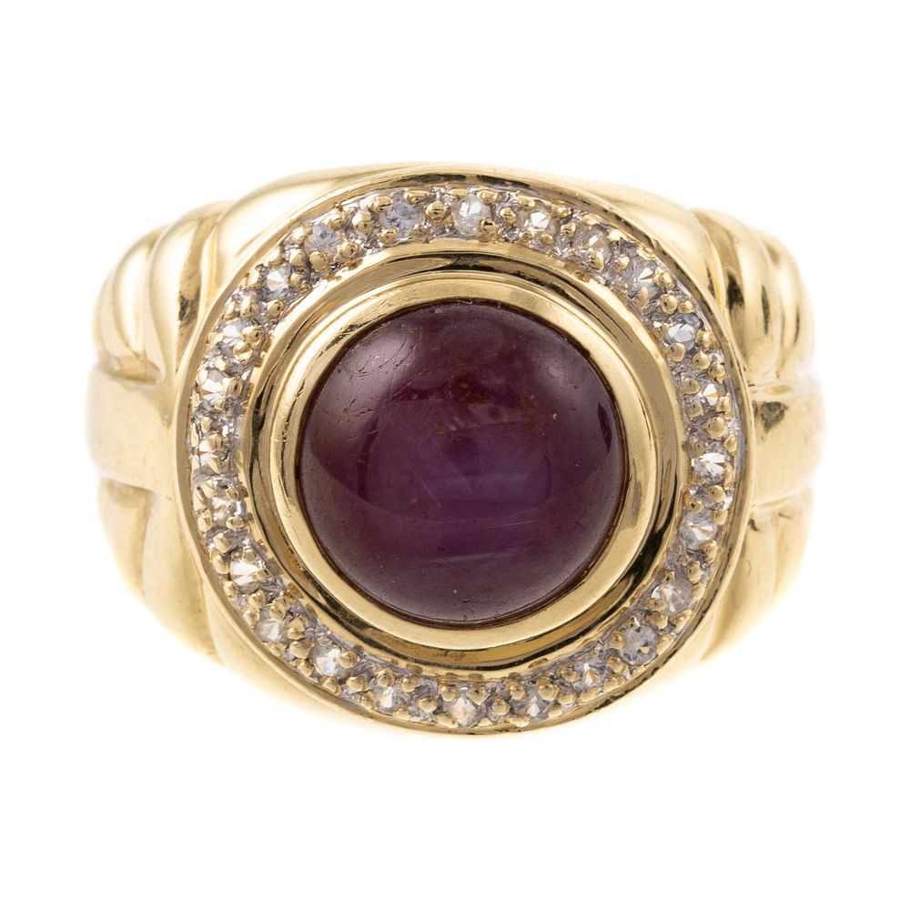 Appraisal: A Star Ruby Ring in K K yellow gold ring