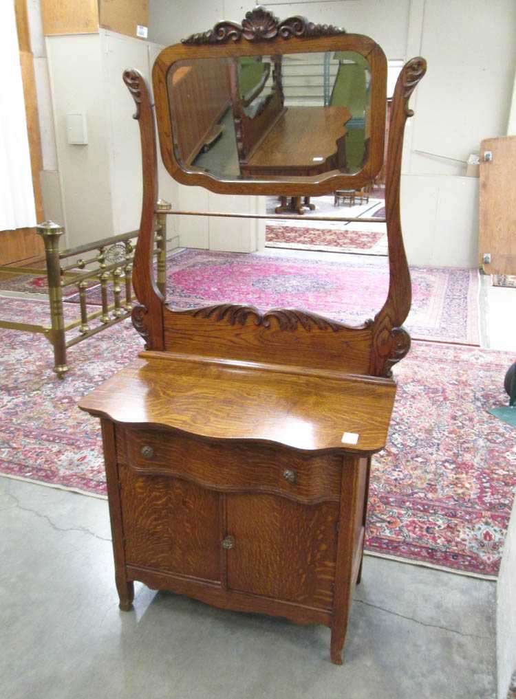 Appraisal: OAK WASHSTAND COMMODE WITH TILT MIRROR American c H x