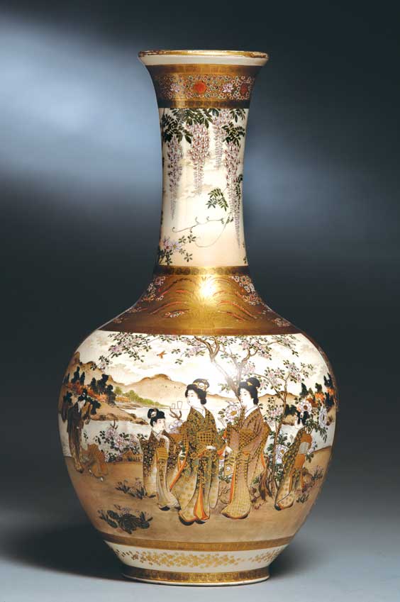 Appraisal: LARGE SATSUMA VASE Large and finely detailed Japanese Satsuma vase