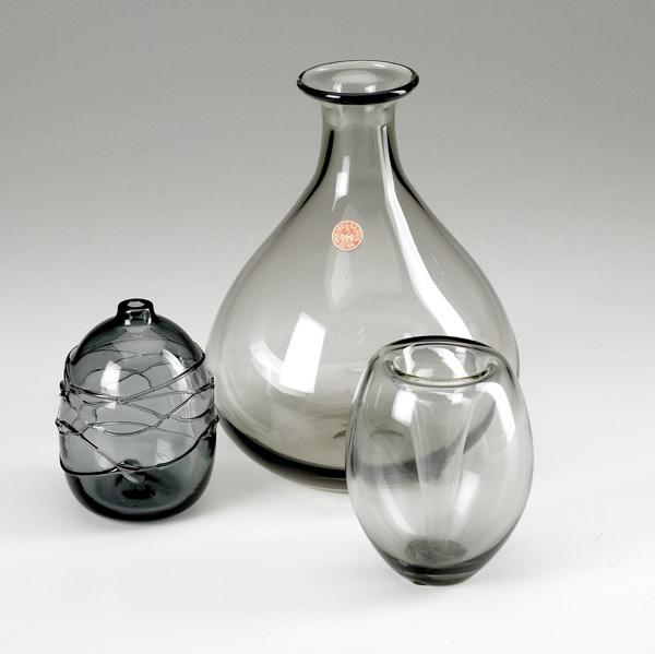 Appraisal: HOLMEGAARD NUUTAJARVI NOTSJO VERRERIE LA MAILLOCHE Three smoked glass pieces