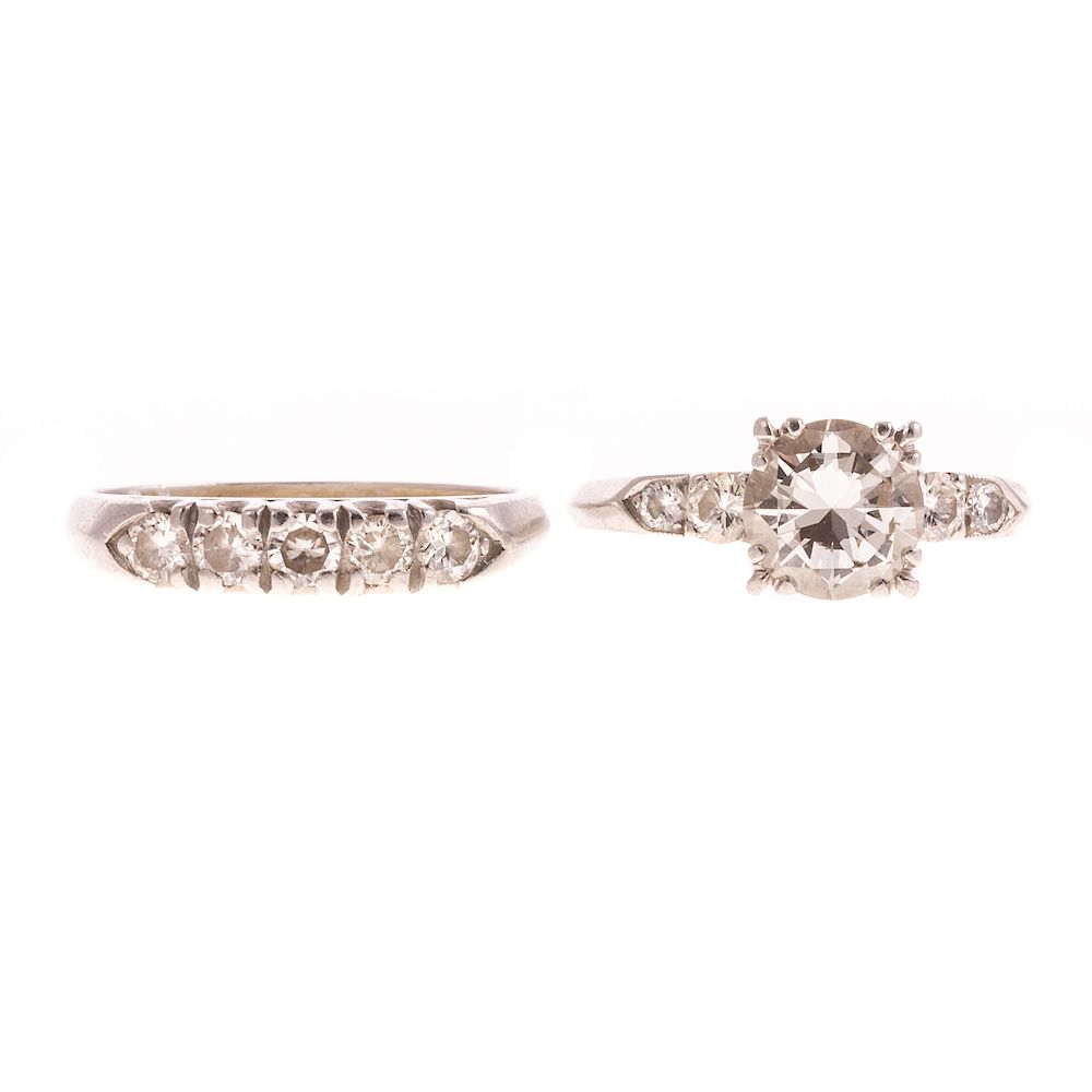 Appraisal: A Ladies Diamond Engagement Set in Platinum Platinum vintage engagement