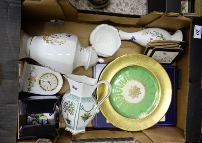 Appraisal: A collection of pottery to include Aynsley cottage garden vases