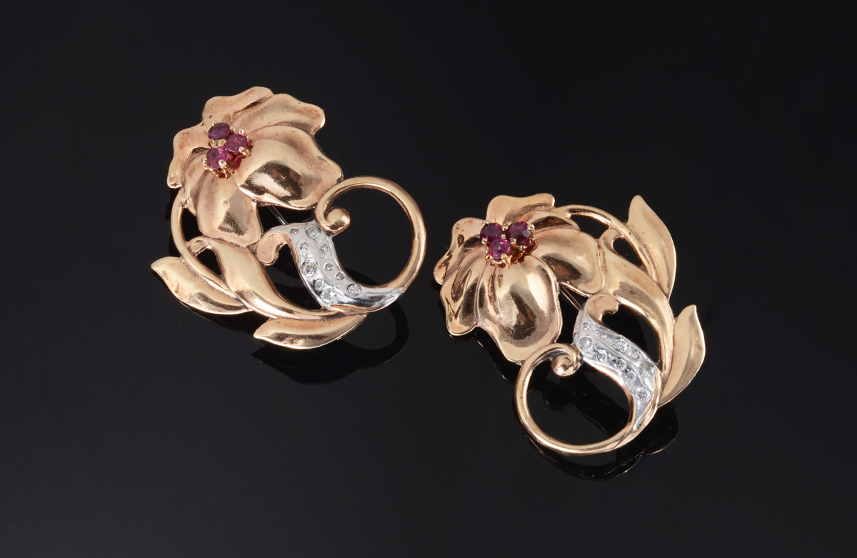 Appraisal: GOLD RUBY FLORAL EARRINGS K flower earrings contain six round