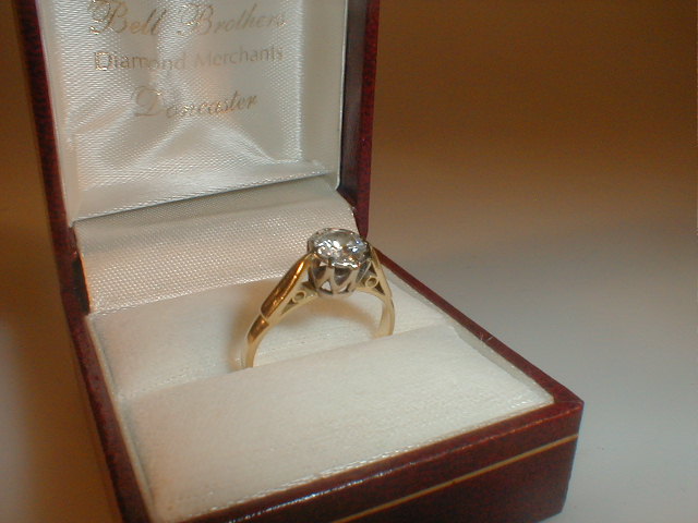 Appraisal: A solitaire diamond ring brilliant cut of mounted estimated weight