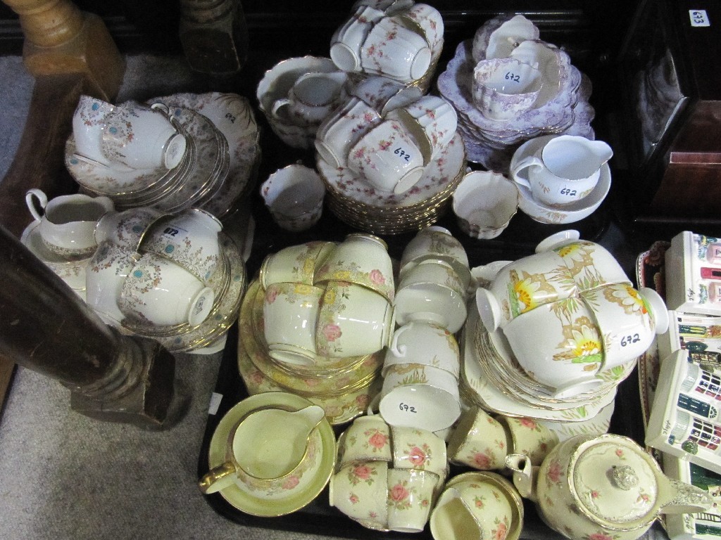 Appraisal: Large quantity of teawares including Copeland Roslyn Paragon etc