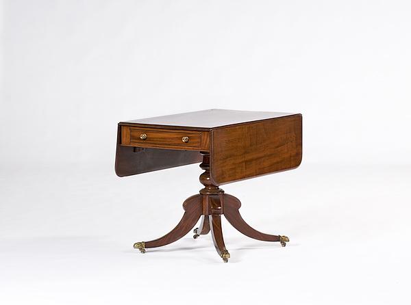 Appraisal: REGENCY MAHOGANY BREAKFAST TABLE English ca - a mahogany breakfast