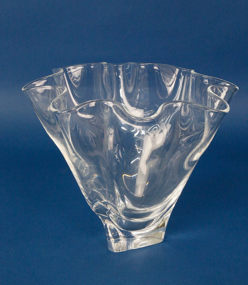 Appraisal: Large and Fine Signed Steuben Clear Crystal Free-Form Vase Large