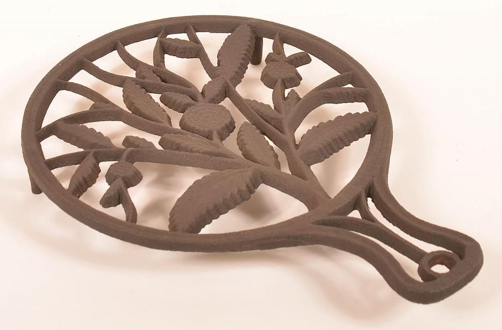 Appraisal: Cast Iron Floral and Foliate Pattern Trivet th Century Cast