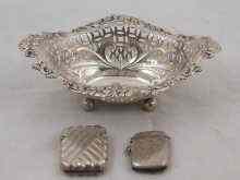 Appraisal: A mixed lot comprising a silver bon bon dish hallmarked