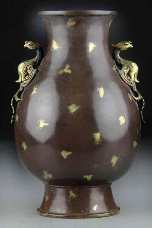 Appraisal: Chinese Gold Splash Bronze VaseFinely molded with two phoenix handles