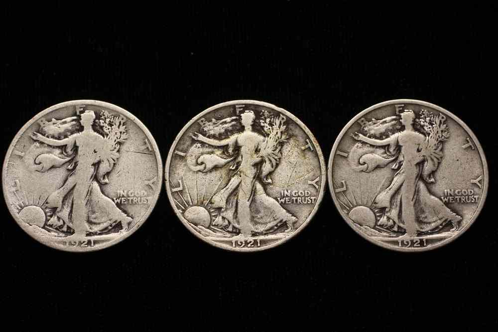 Appraisal: COINS - Lot of Walking Liberty Half Dollars P D