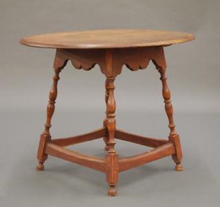 Appraisal: Windsor tavern table An th century New England Windsor tavern