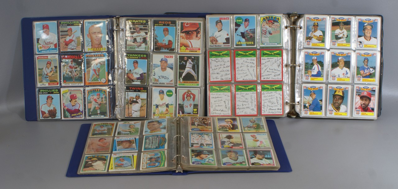 Appraisal: Binders of baseball cards assorted brands early s s