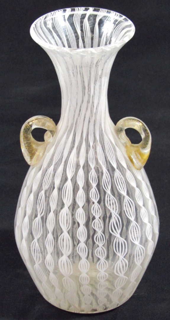 Appraisal: A thC Venetian glass vase the bulbous body with trumpet