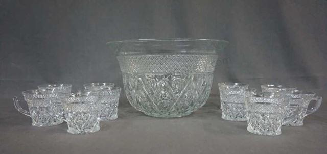 Appraisal: Clear pressed design glass large punch or use as a