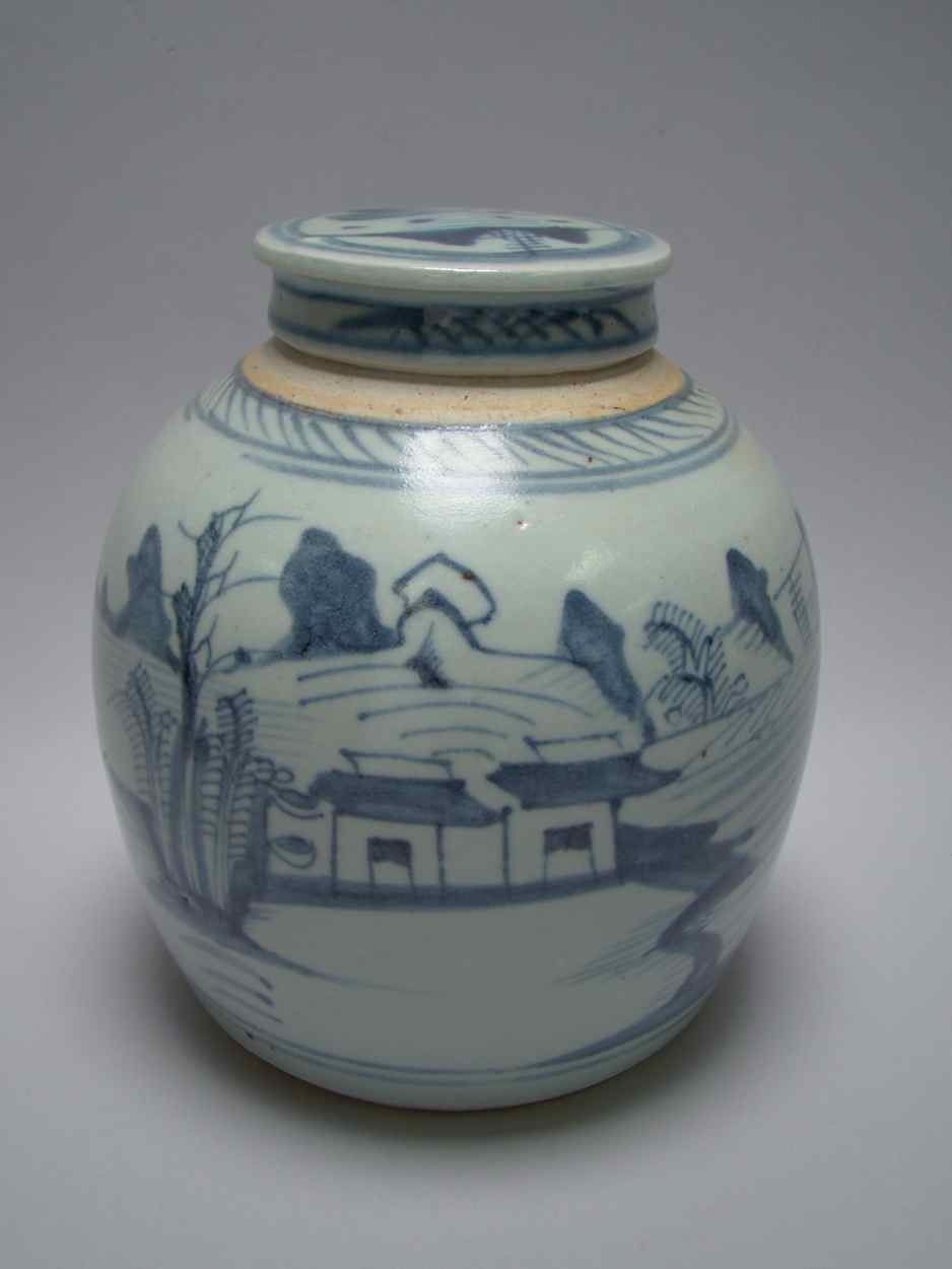 Appraisal: CHINESE EXPORT CANTON PORCELAIN COVERED GINGER JAR Mid- th CenturyHeight