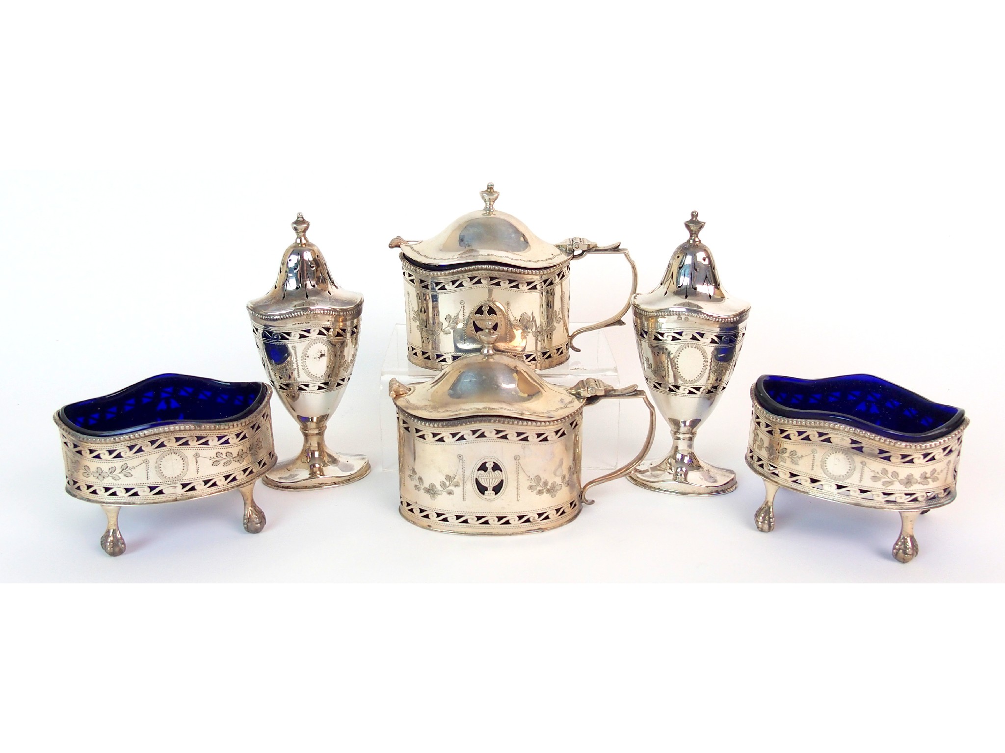 Appraisal: A cased six piece silver condiment setby Thomas Ducrow Sons