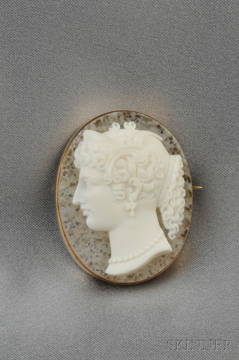 Appraisal: Antique Lace Agate Cameo Brooch finely carved to depict a