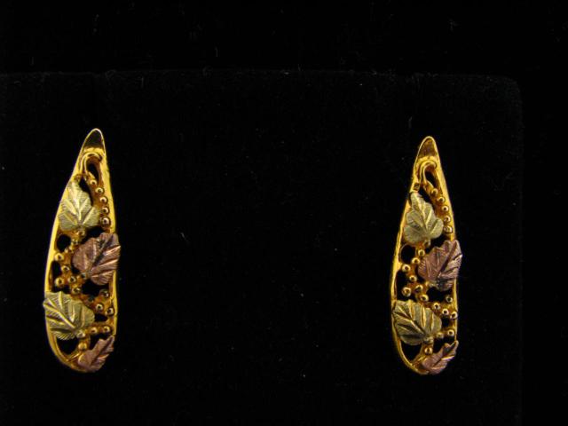 Appraisal: K Black HIlls Gold drop earrings dwtTG