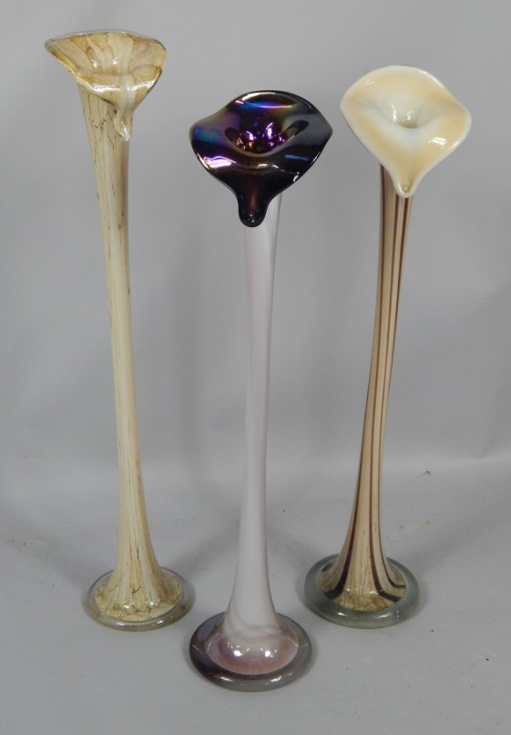 Appraisal: Three elongated coloured glass Jack-in-the-pulpit vases cm cm and cm