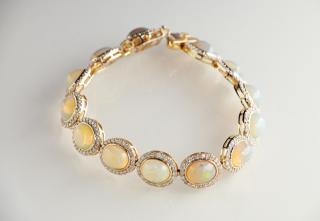 Appraisal: K Yellow Gold Link Bracelet each of the link K