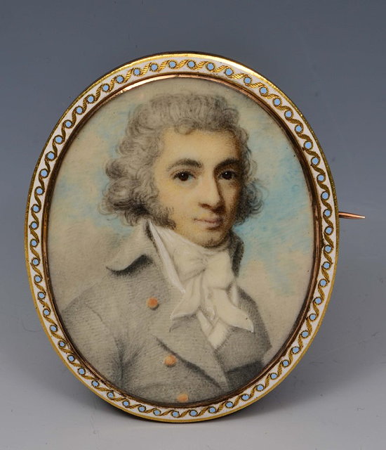 Appraisal: A REGENCY OVAL MINIATURE PORTRAIT OF A GENTLEMAN ON IVORY