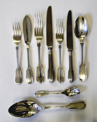 Appraisal: A FLATWARE SERVICE for eight settings in Fiddle and Thread